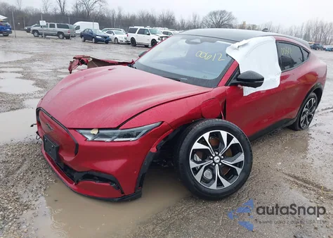 2023 Ford Mustang Mach-E Premium z USA, uszkodzony, nr VIN 3FMTK3SU0PMA74269